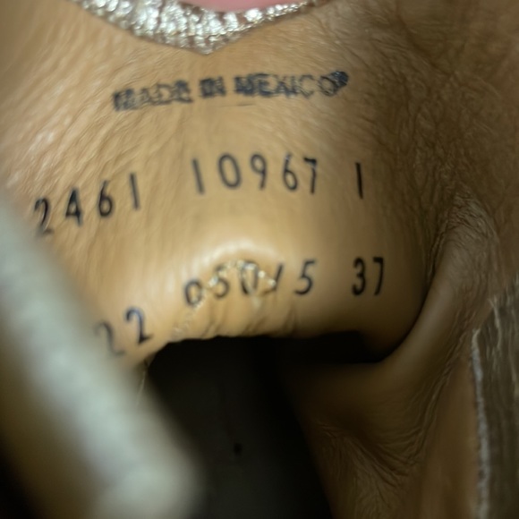 Ash gold cowboy ankle boot size 37 (6-6.5) distressed look not worn vintage - Picture 7 of 7